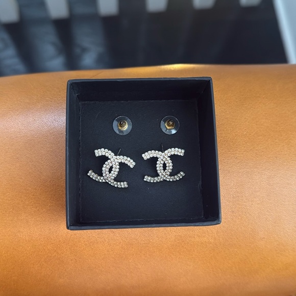 Authentic CC CHANEL Earrings